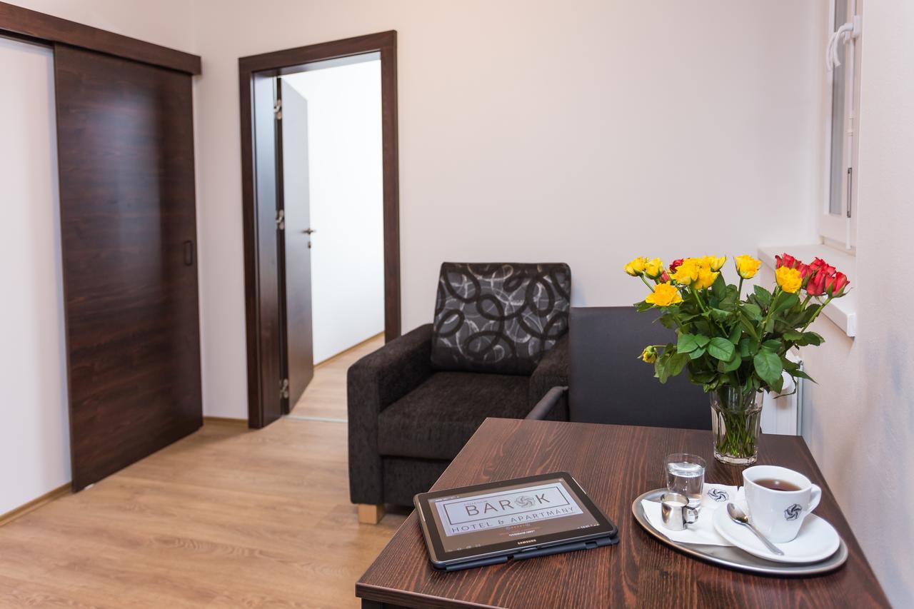 Barok Hotel&Apartments Bratislava Buitenkant foto